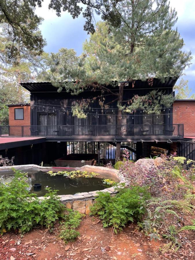 Hotel Oxu Solo Adultos Valle de Bravo Exterior photo